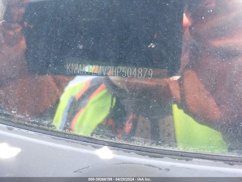 2017 NISSAN ROGUE SV - KNMAT2MV3HP504879
