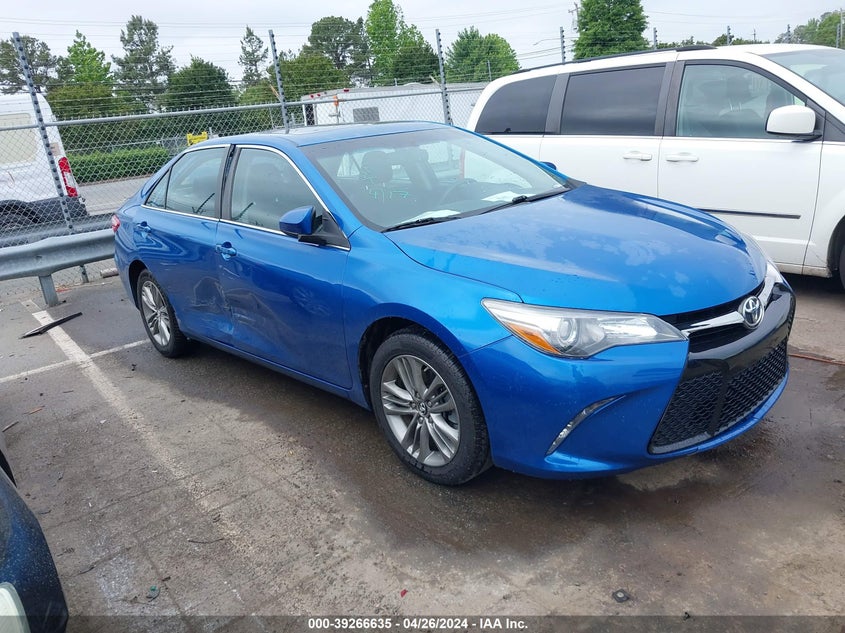 TOYOTA CAMRY SE 2017
