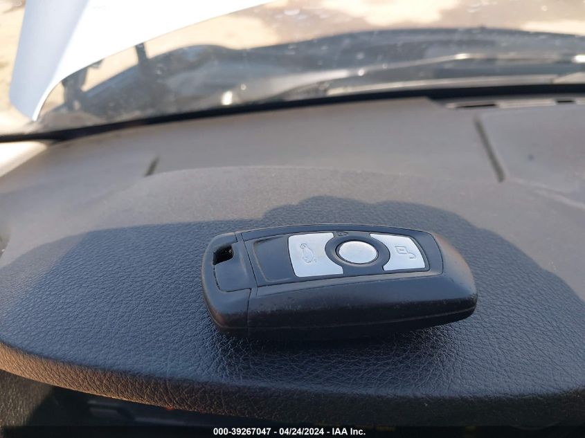 2015 BMW 328I VIN: WBA3A5G51FNS82702 Lot: 39267047