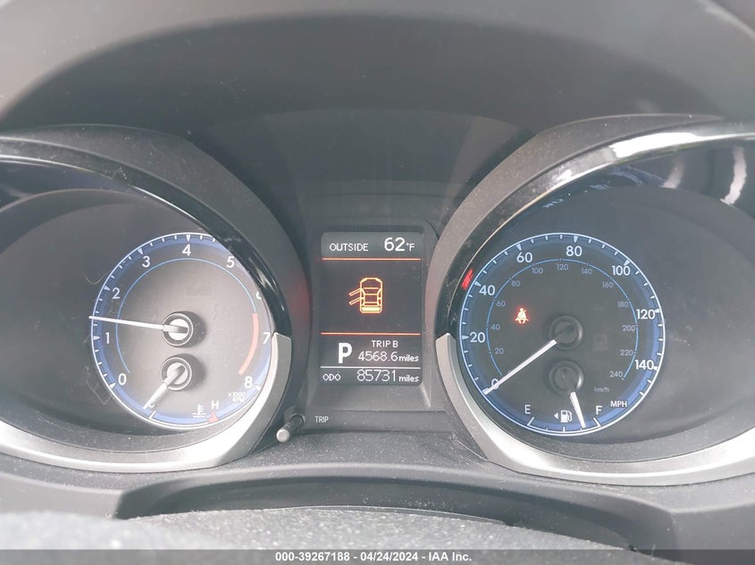 2015 TOYOTA COROLLA S PLUS - 5YFBURHE4FP209130