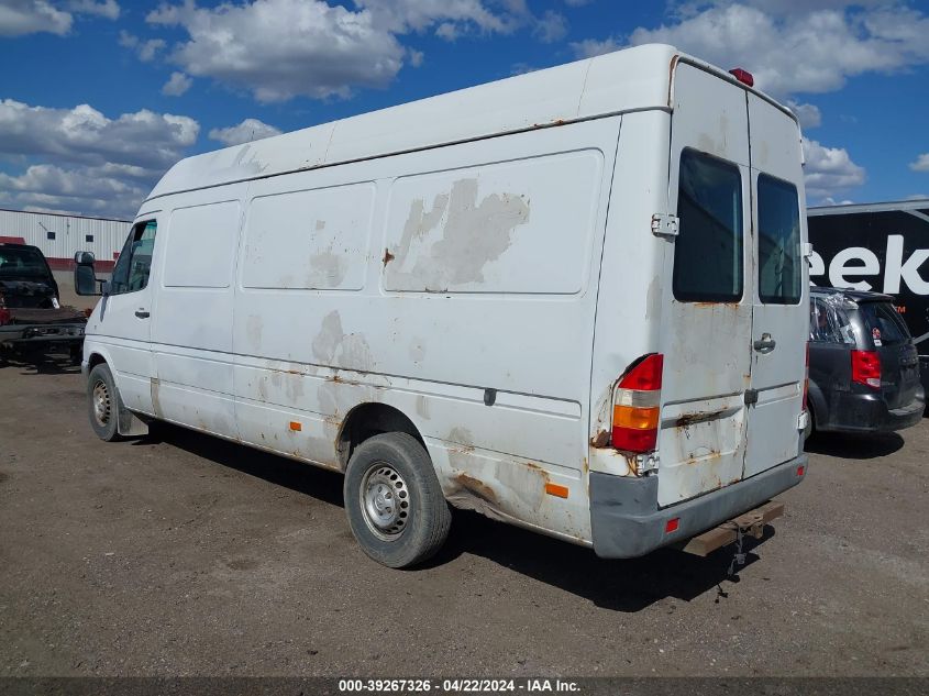 2005 Dodge Sprinter Van 2500 Shc VIN: WD0PD744755825494 Lot: 39267326