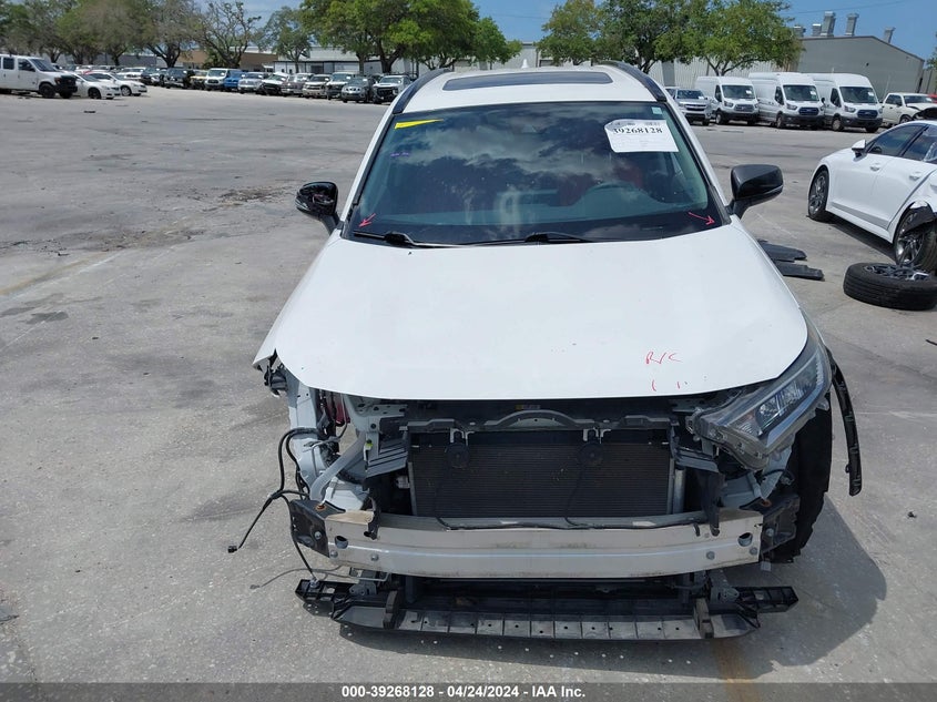 2019 TOYOTA RAV4 XLE - 2T3W1RFV4KC031508