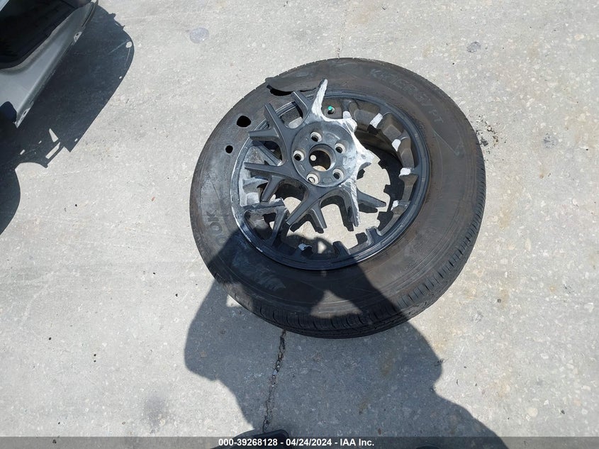 2019 TOYOTA RAV4 XLE - 2T3W1RFV4KC031508