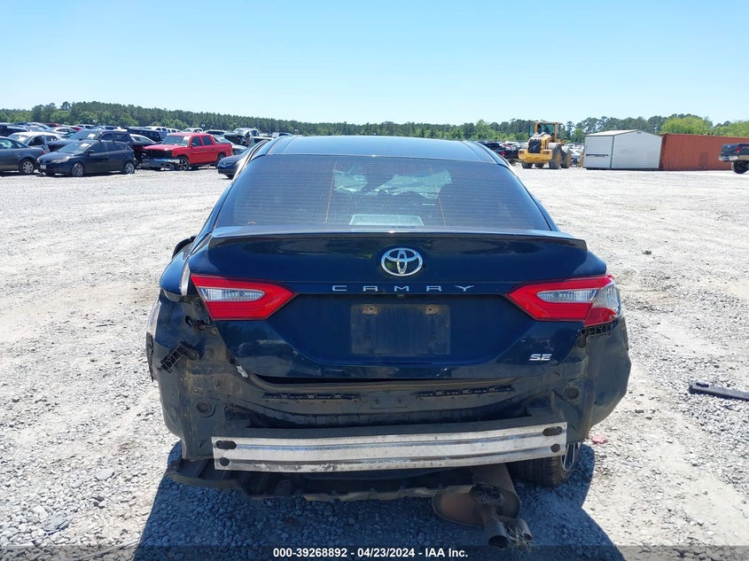 2018 TOYOTA CAMRY SE - 4T1B11HK5JU621466