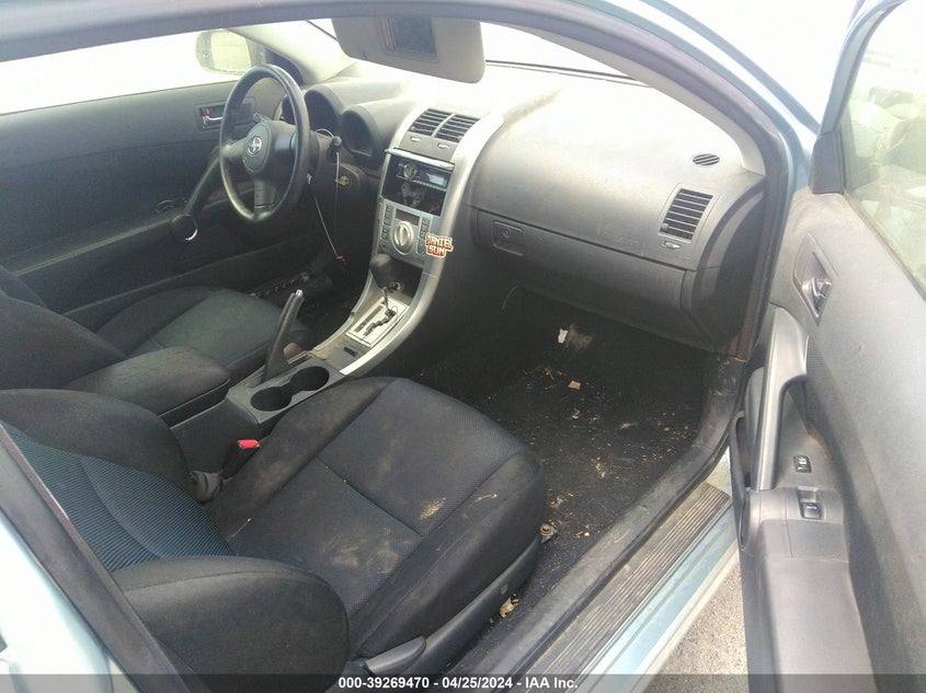 2005 Scion Tc VIN: JTKDE177X50035978 Lot: 39269470