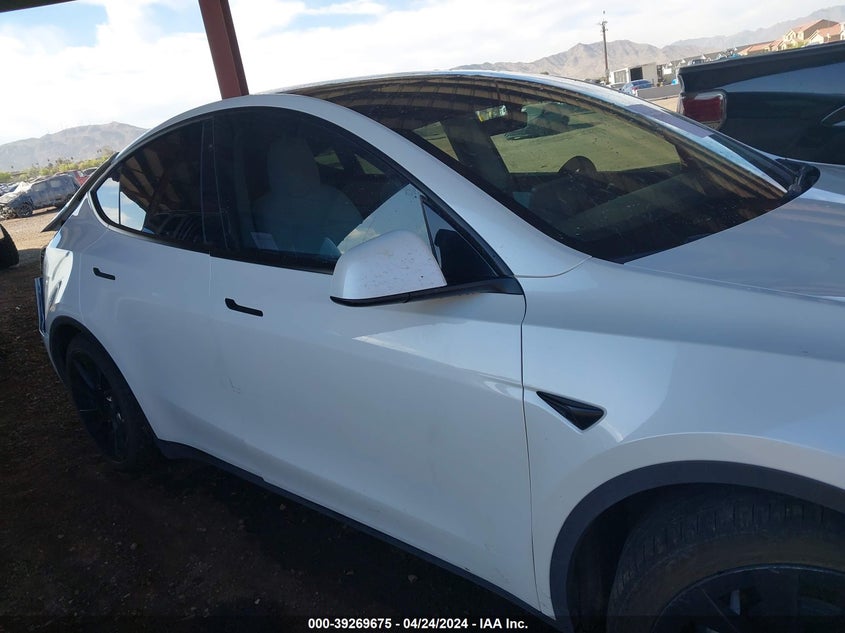 VIN 5YJYGAEE3MF267455 2021 TESLA MODEL Y LONG RANGE DUAL MOTOR ALL-WHEEL DRIVE