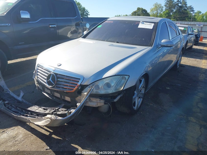 2007 Mercedes-Benz S 550 VIN: WDDNG71XX7A017002 Lot: 39269906
