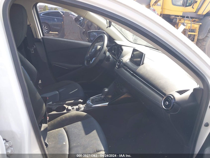 2016 Scion Ia VIN: 3MYDLBZV2GY145979 Lot: 39271363