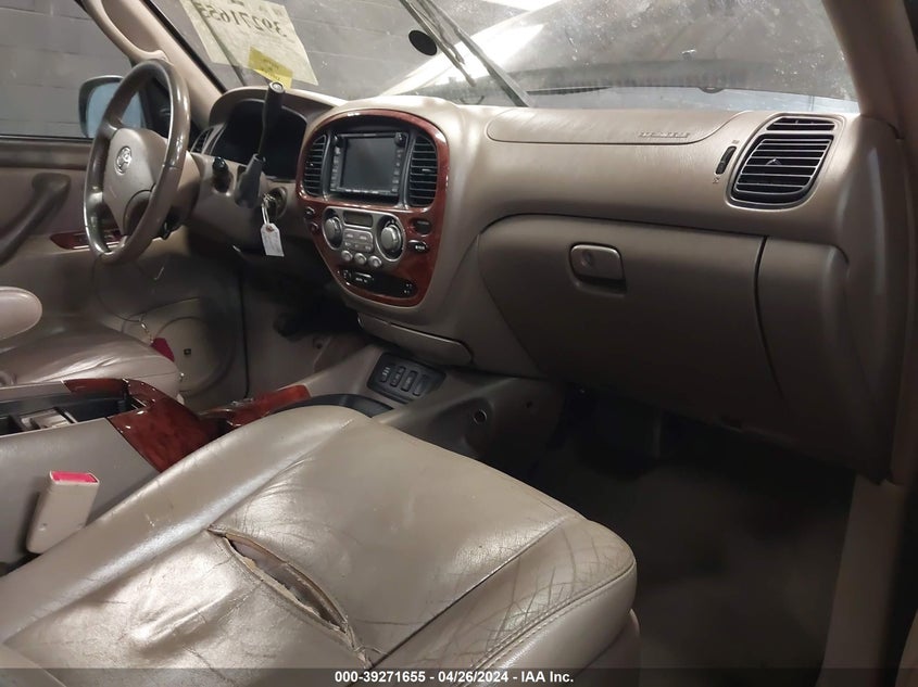 2006 Toyota Sequoia Limited V8 VIN: 5TDBT48AX6S264384 Lot: 39271655