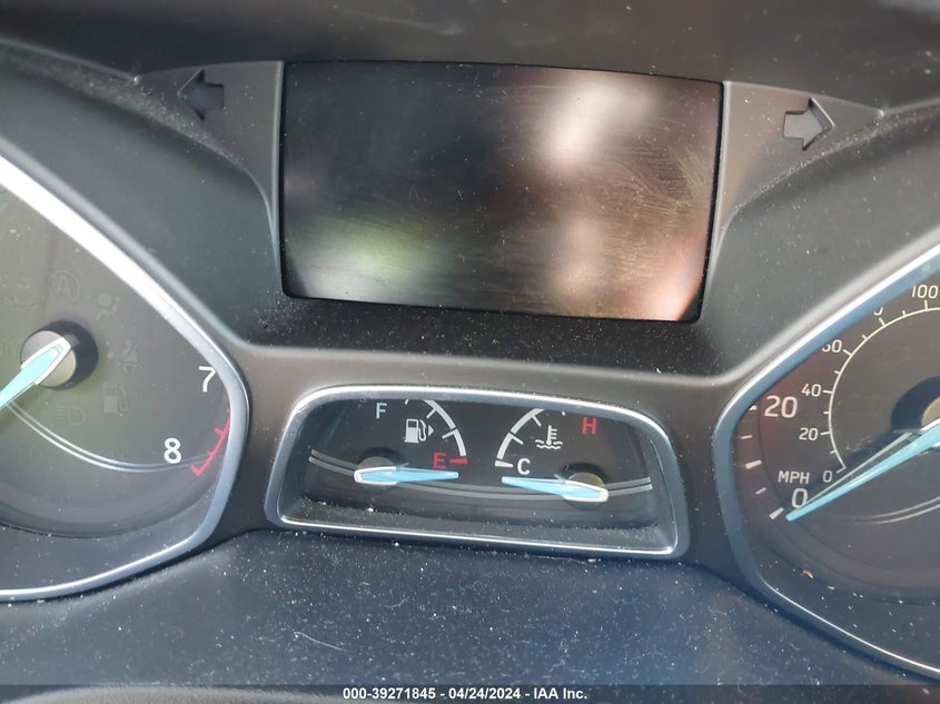 VIN 1FADP3E28JL318575 2018 FORD FOCUS S