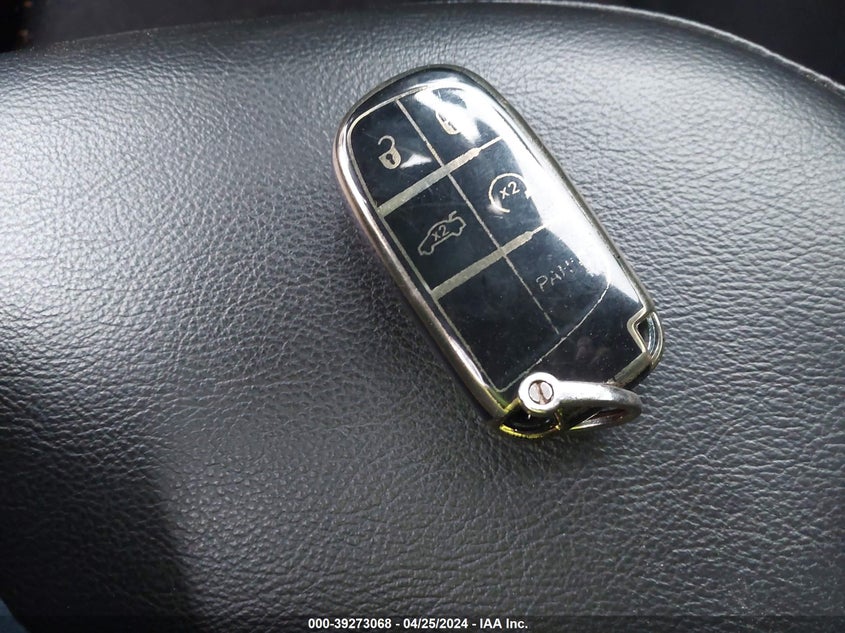 VIN 3C4NJDBN9PT529396 2023 JEEP COMPASS LATITUDE