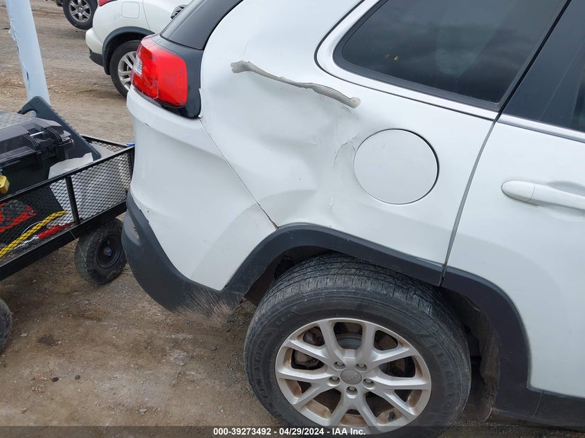 VIN 1C4PJLCS3HW617685 2017 JEEP CHEROKEE LATITUDE FWD
