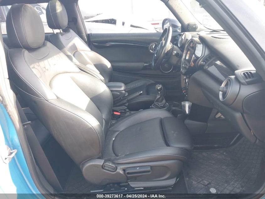 2015 Mini Hardtop Cooper S VIN: WMWXP7C5XF2A59936 Lot: 39273617