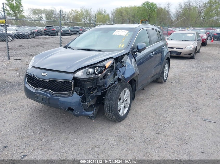 VIN KNDPMCAC9J7421947 2018 KIA SPORTAGE LX