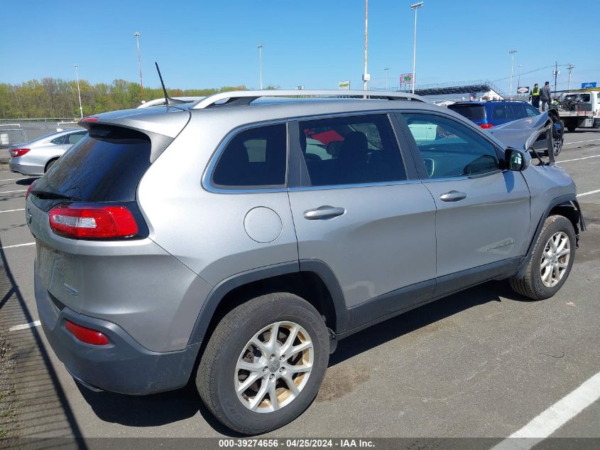 2017 Jeep Cherokee Latitude 4X4 VIN: 1C4PJMCSXHW588093 Lot: 39274656