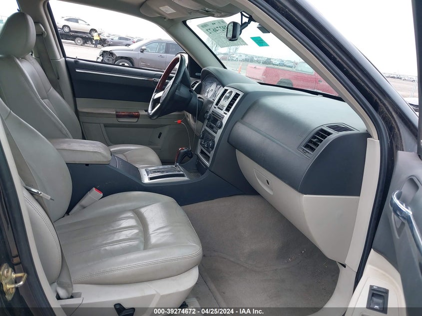 2006 Chrysler 300C VIN: 2C3KK63H46H166909 Lot: 39274672