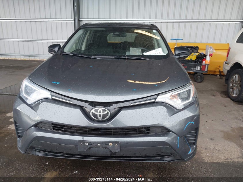 2018 TOYOTA RAV4 LE - JTMBFREV6JJ250449