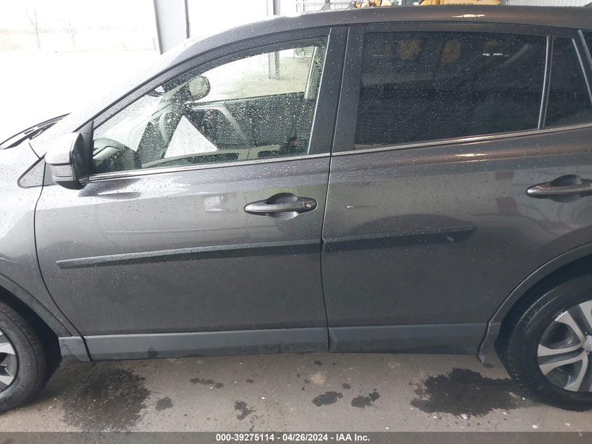 2018 TOYOTA RAV4 LE - JTMBFREV6JJ250449