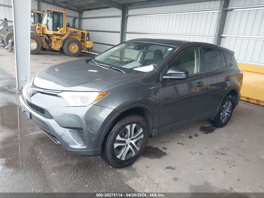 2018 TOYOTA RAV4 LE - JTMBFREV6JJ250449