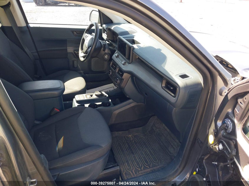 VIN 3FTTW8F92NRA06728 2022 FORD MAVERICK XL