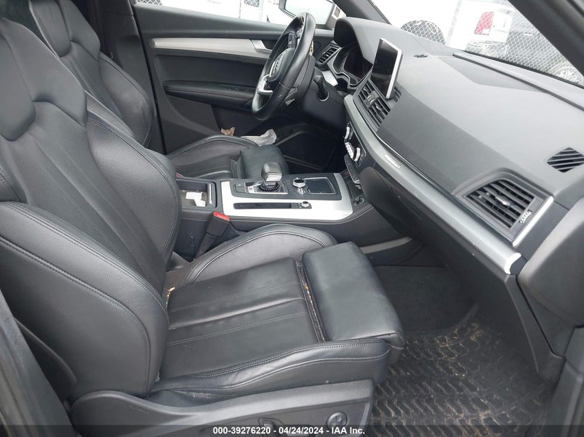 2018 Audi Sq5 3.0T Premium Plus VIN: WA1C4BFY4J2028877 Lot: 39276220