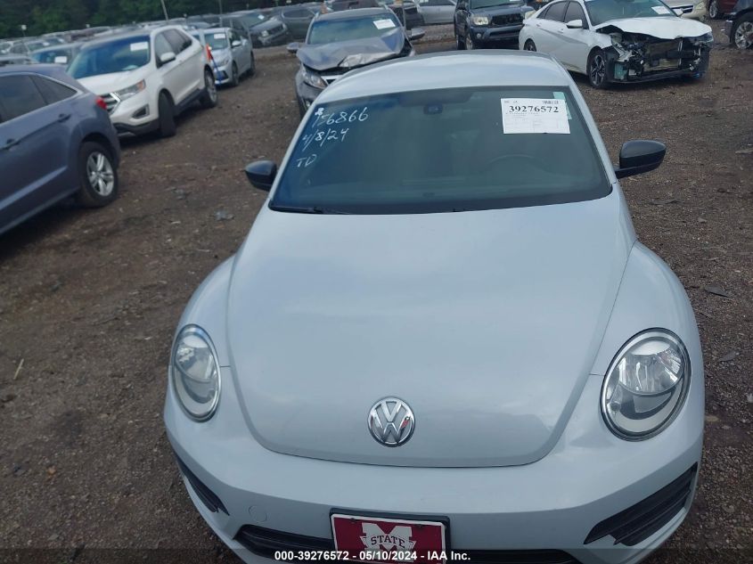 2017 Volkswagen Beetle #Pinkbeetle/1.8T Classic/1.8T S VIN: 3VWF17AT0HM601777 Lot: 39276572