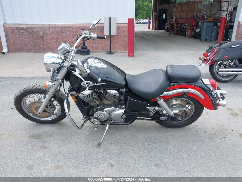 2000 HONDA VT750 CD2 - JH2RC4469YK301653