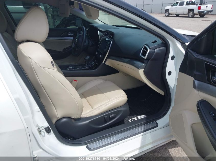 VIN 1N4AA6AP3HC398207 2017 NISSAN MAXIMA 3.5 SV