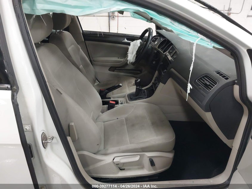 2018 VOLKSWAGEN GOLF SPORTWAGEN TSI S - 3VW217AU2JM765643