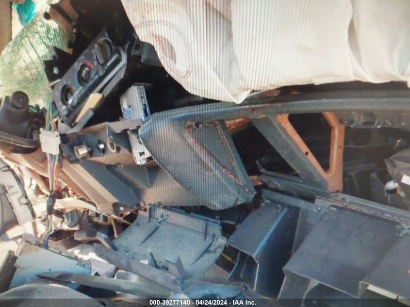 2002 Chevrolet Silverado 1500 VIN: 1GCEC14W02Z132109 Lot: 39277140