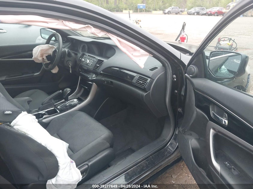 2017 HONDA ACCORD VIN: 1HGCT1B32HA003720