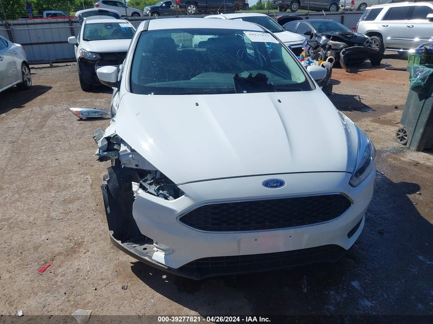 VIN 1FADP3K20JL286774 2018 FORD FOCUS SE