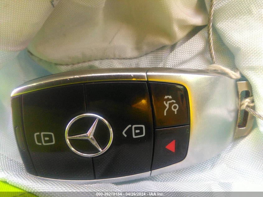 VIN WDDZF4KB6JA398246 2018 MERCEDES-BENZ E 300 4MATIC