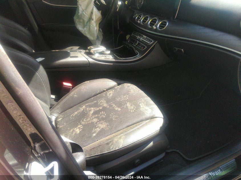 VIN WDDZF4KB6JA398246 2018 MERCEDES-BENZ E 300 4MATIC