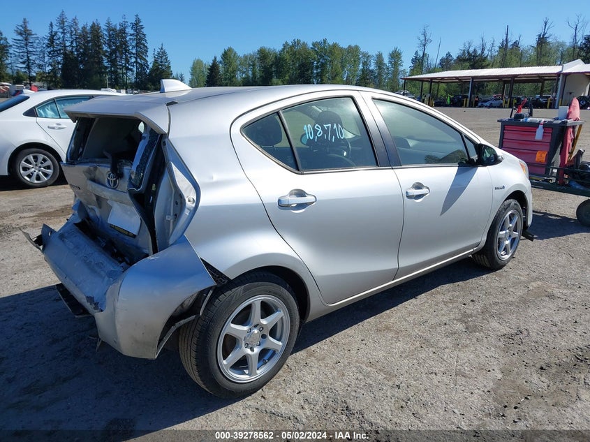 2015 Toyota Prius C Three VIN: JTDKDTB30F1578124 Lot: 39278562
