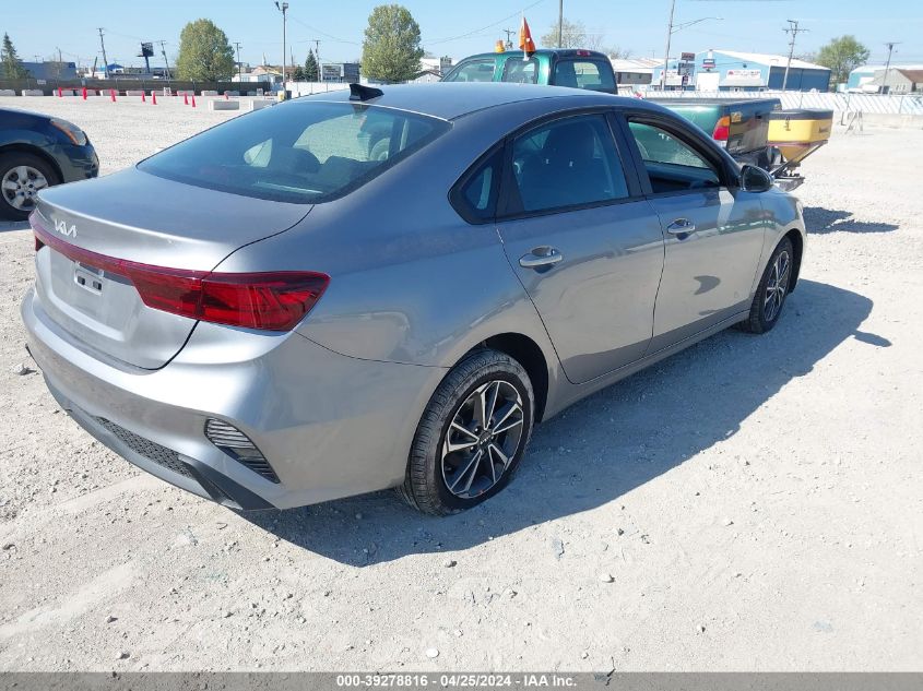 2024 Kia Forte Lxs VIN: 3KPF24AD2RE725892 Lot: 39278816