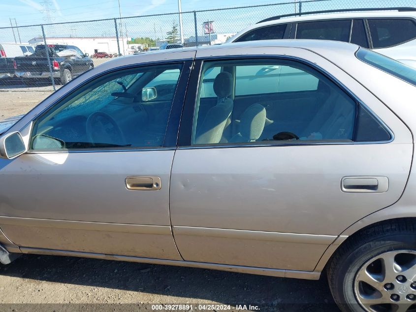 4T1BF22K8YU100297 | 2000 TOYOTA CAMRY