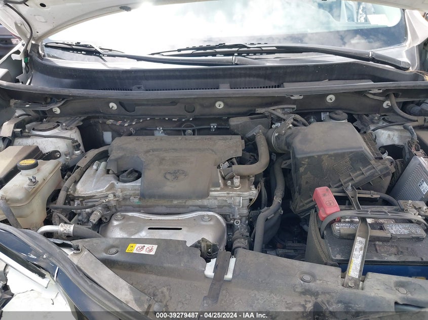 2018 TOYOTA RAV4 XLE - 2T3WFREV8JW514158