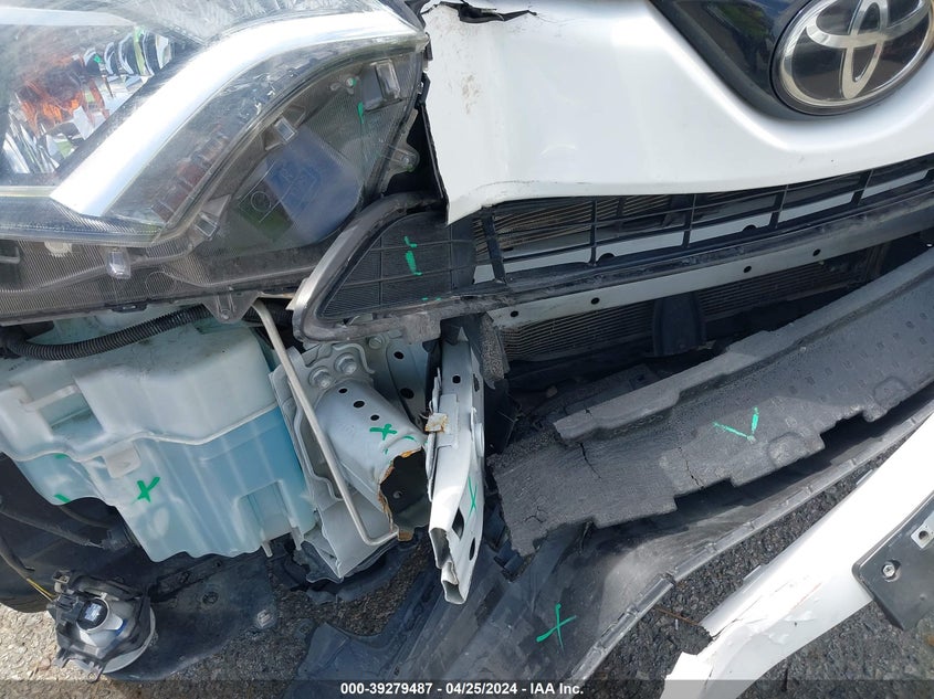 2018 TOYOTA RAV4 XLE - 2T3WFREV8JW514158