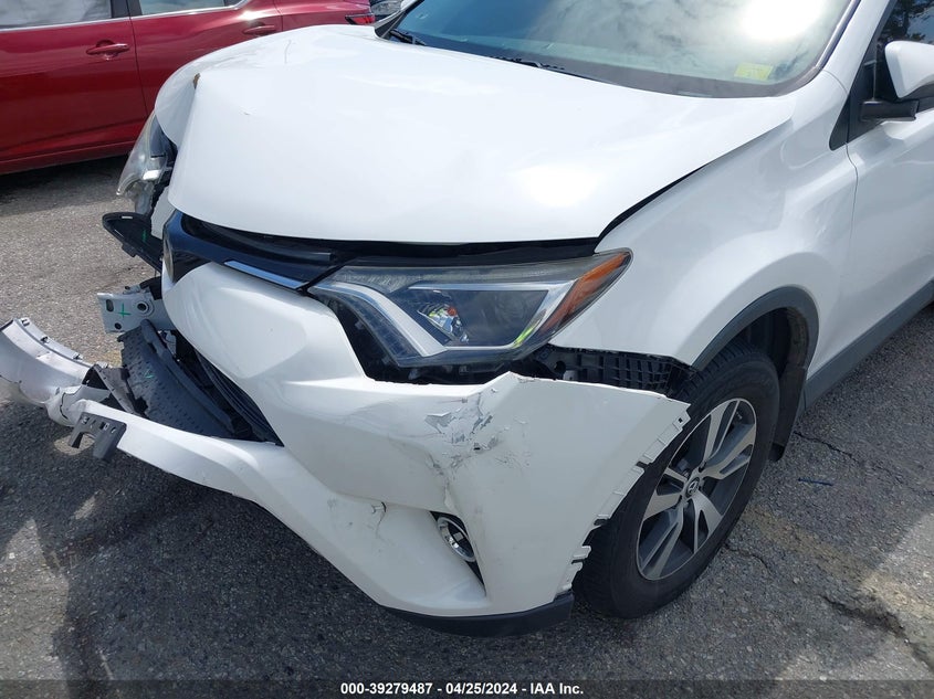 2018 TOYOTA RAV4 XLE - 2T3WFREV8JW514158