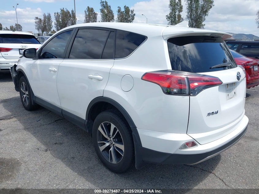2018 TOYOTA RAV4 XLE - 2T3WFREV8JW514158
