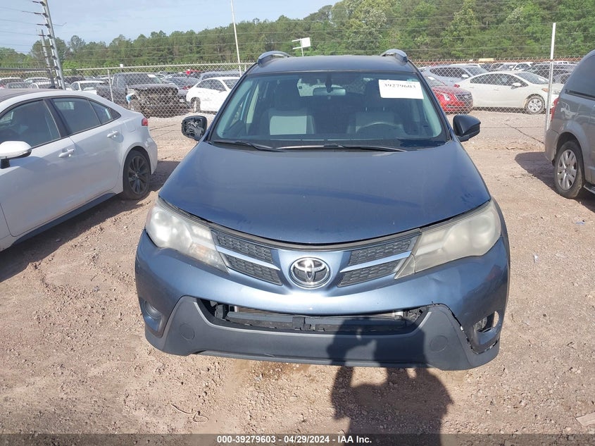 2014 TOYOTA RAV4 LE - JTMZFREVXED033666