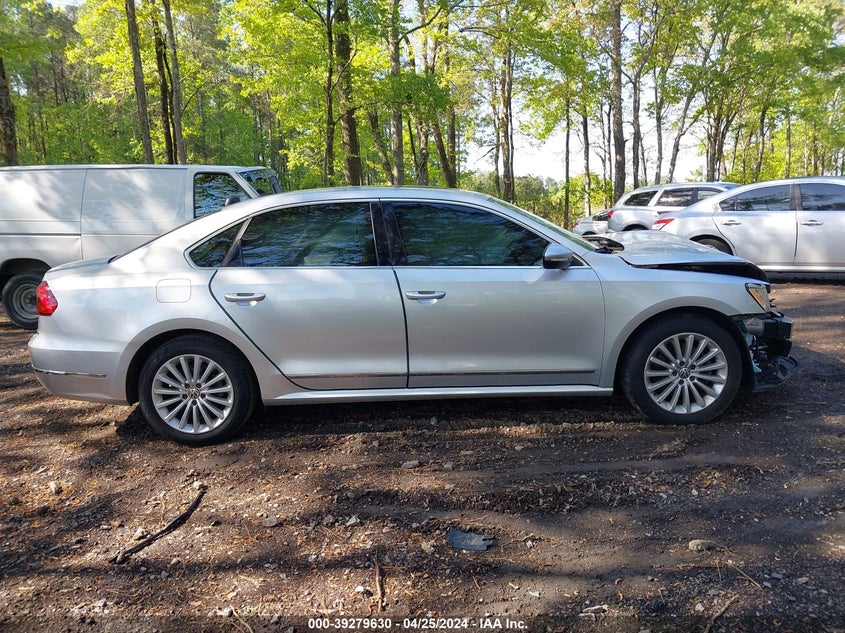 2016 VOLKSWAGEN PASSAT SE - 1VWBT7A33GC059471