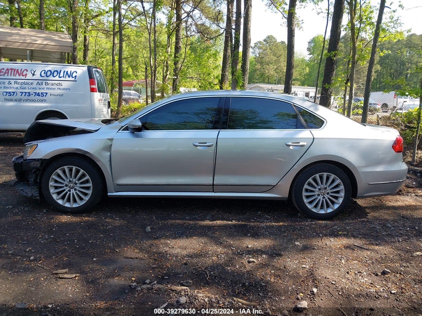 2016 VOLKSWAGEN PASSAT SE - 1VWBT7A33GC059471