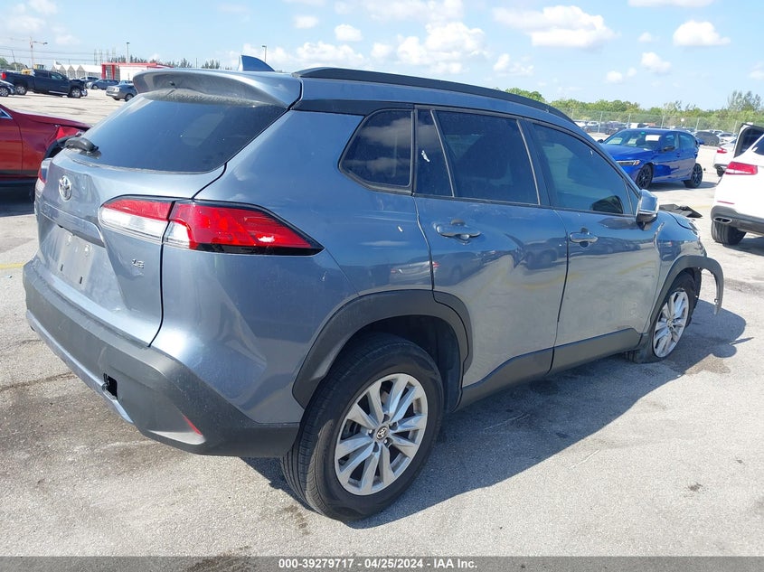 2022 Toyota Corolla Cross Le VIN: 7MUCAAAG8NV005209 Lot: 39279717