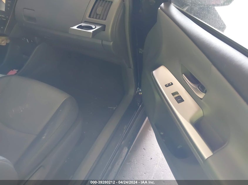 2014 Toyota Prius V Five VIN: JTDZN3EU5EJ002186 Lot: 39280212