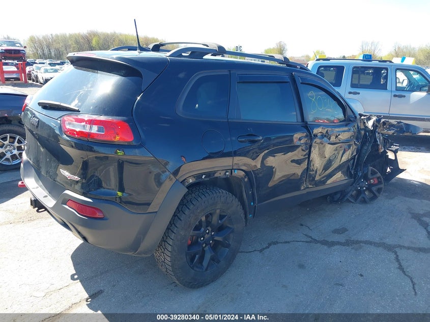 VIN 1C4PJMBS1HW558319 2017 JEEP CHEROKEE TRAILHAWK 4X4