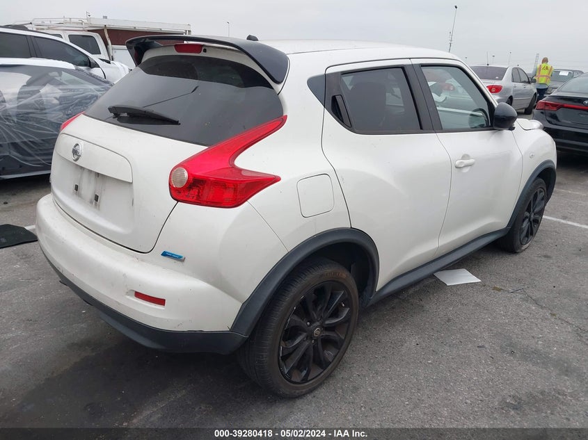 2014 Nissan Juke S VIN: JN8AF5MRXET358046 Lot: 39280418