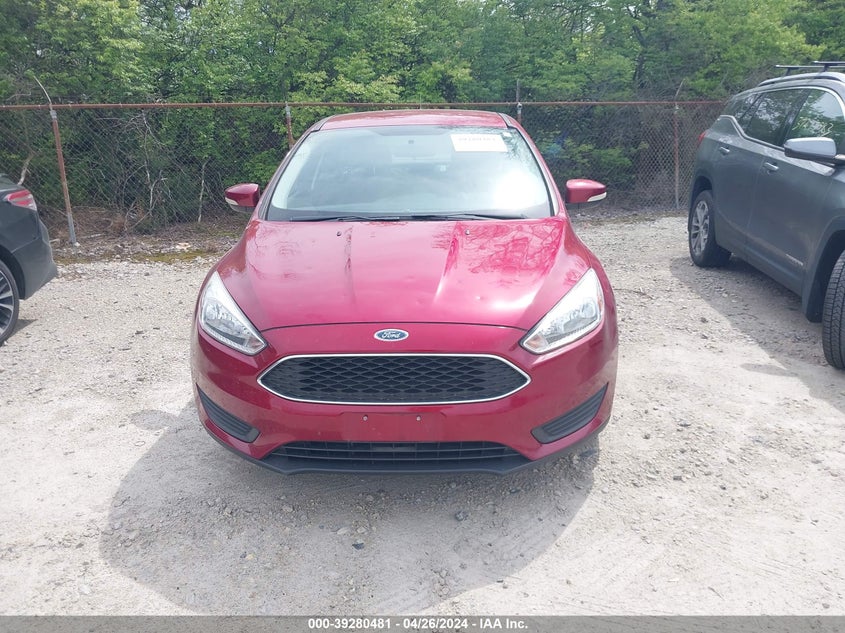 VIN 1FADP3F22HL203981 2017 FORD FOCUS SE