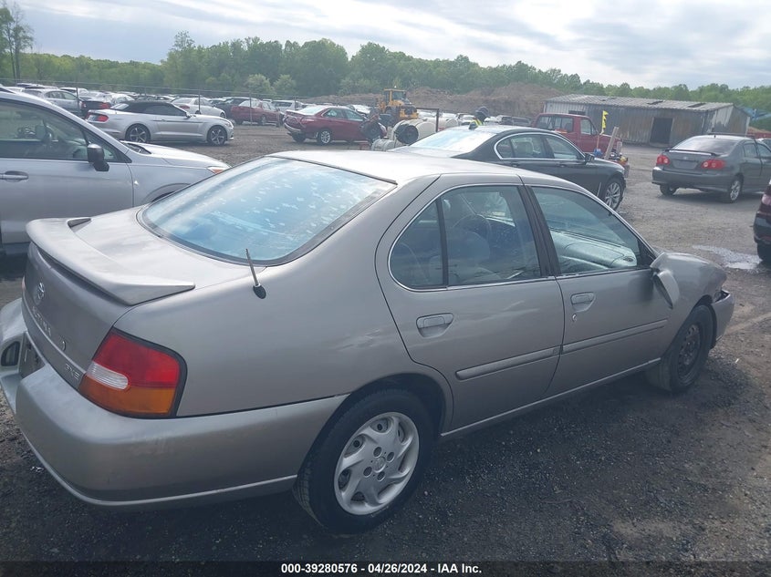 1999 Nissan Altima Gle/Gxe/Se/Se-L/Xe VIN: 1N4DL01D0XC144396 Lot: 39280576